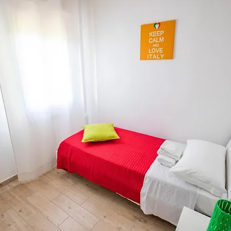 Travel House Hébergement de vacances *